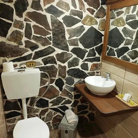 Lithoktisto * Limnionas (Central Greece)