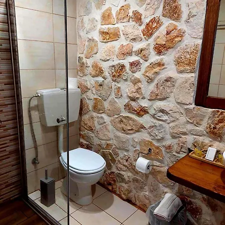 Apartament Lithoktisto *