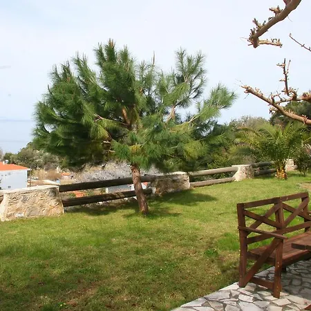 Apartament Lithoktisto *