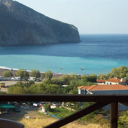 Lithoktisto Apartment Limnionas (Central Greece)